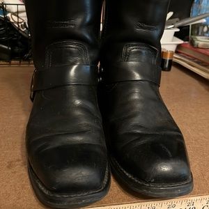 Mens Harley Davidson boots- size 11-great condition